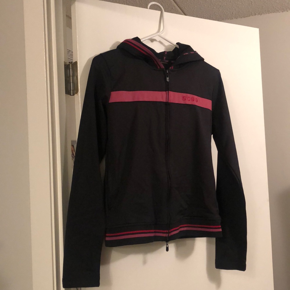 BCBG sz Medium Zip Up
